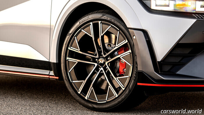 Aparentemente necesitas el permiso de Hyundai para cambiar tus propios frenos | Carscoops